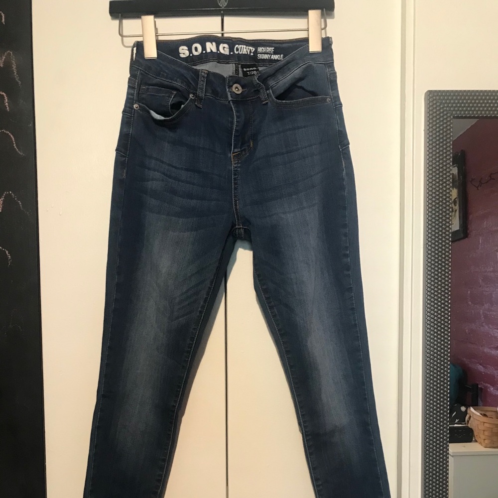 Skinny jean jeggings